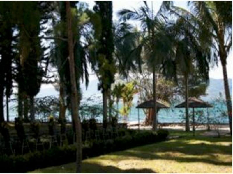 Pandu Lakeside Hotel Парапат Екстериор снимка