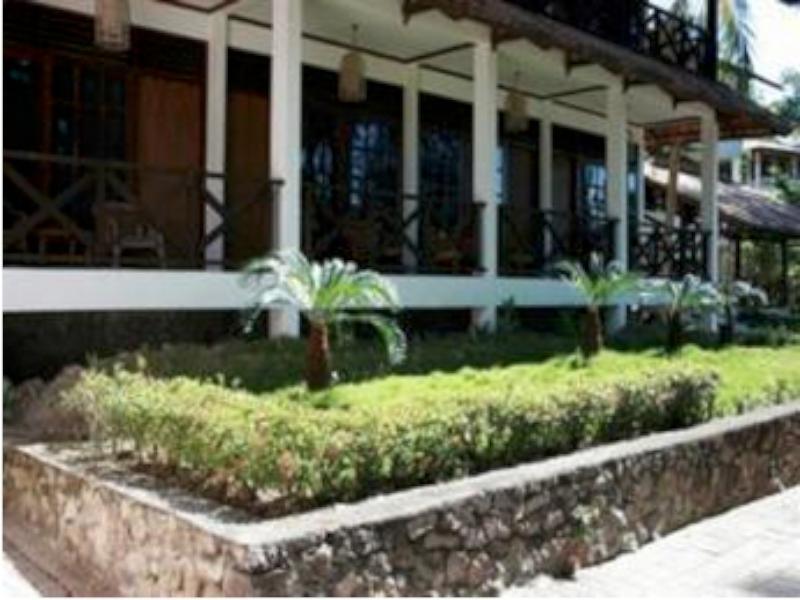 Pandu Lakeside Hotel Парапат Екстериор снимка