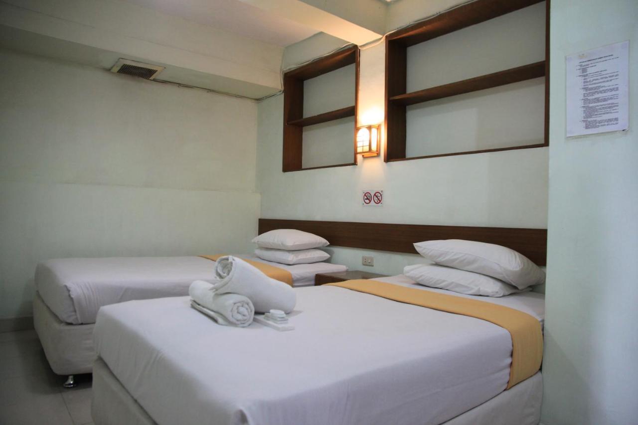 Pandu Lakeside Hotel Парапат Екстериор снимка