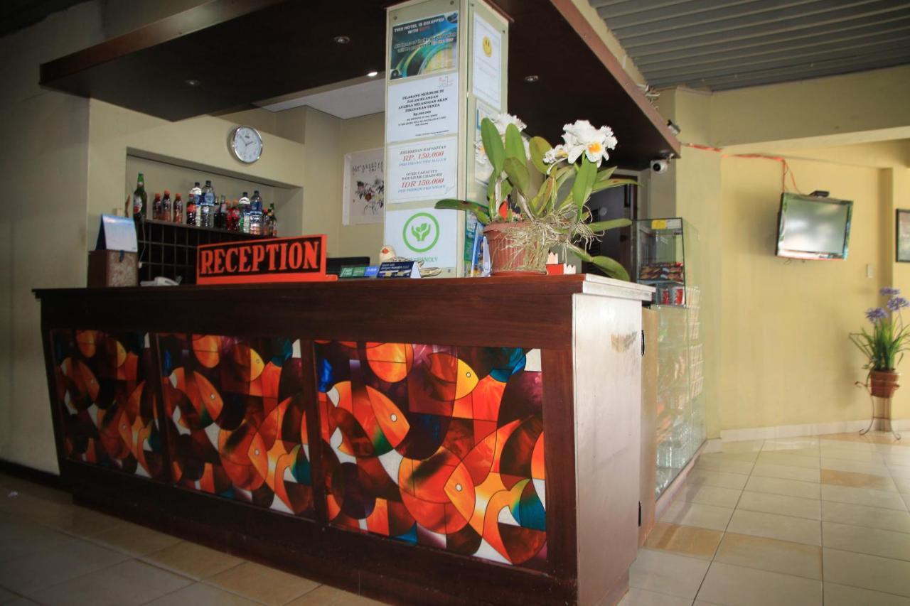 Pandu Lakeside Hotel Парапат Екстериор снимка